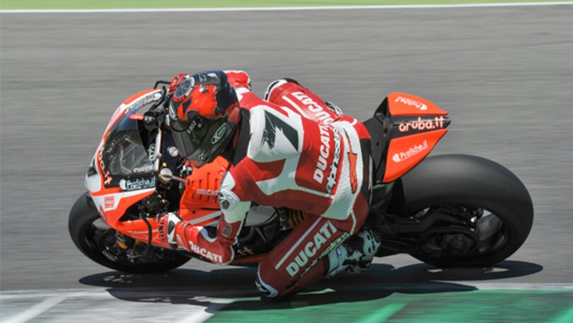 SBK, OK i test per Checa