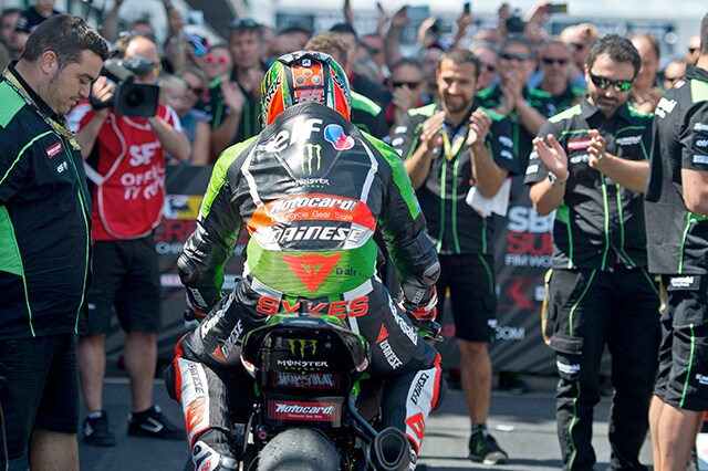 Laguna Seca: Rea e Sykes all'attacco