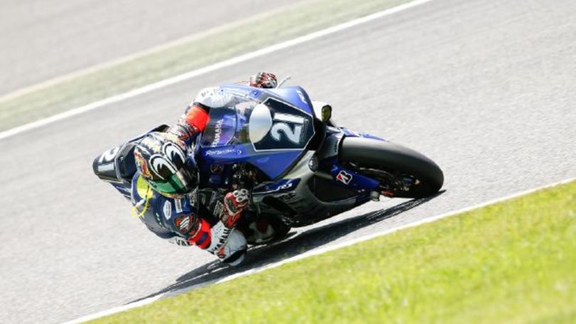 8 Ore di Suzuka: a metà gara la R1 è in testa