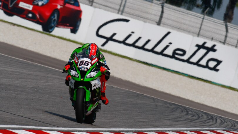 SBK Sepang, Sykes in pole, Biaggi da applausi