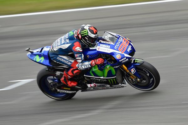 Lorenzo domina le FP1 di Brno