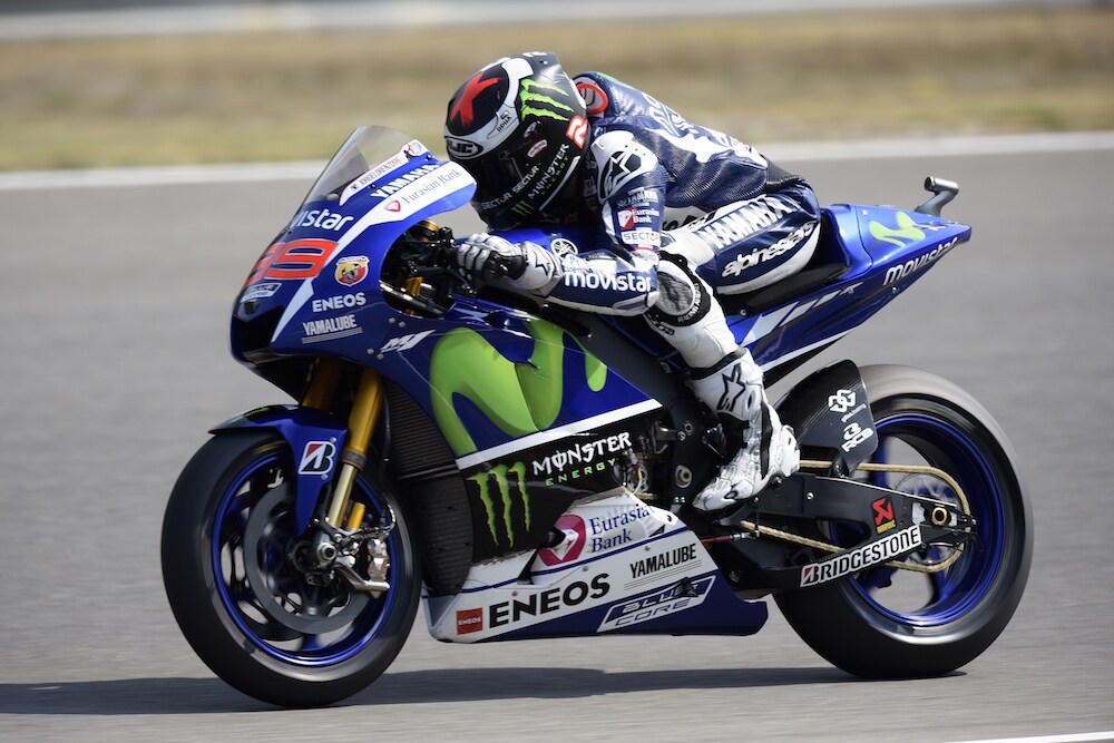 Lorenzo e Rossi in prima fila