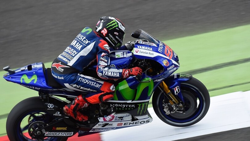 Lorenzo mette pressione a Rossi