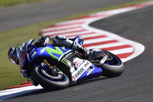 MotoGP Silverstone: in FP3 Lorenzo e Marquez sono degli alieni