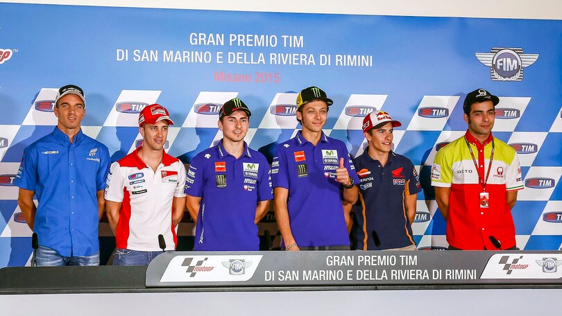 Rossi guida la sfida di Misano