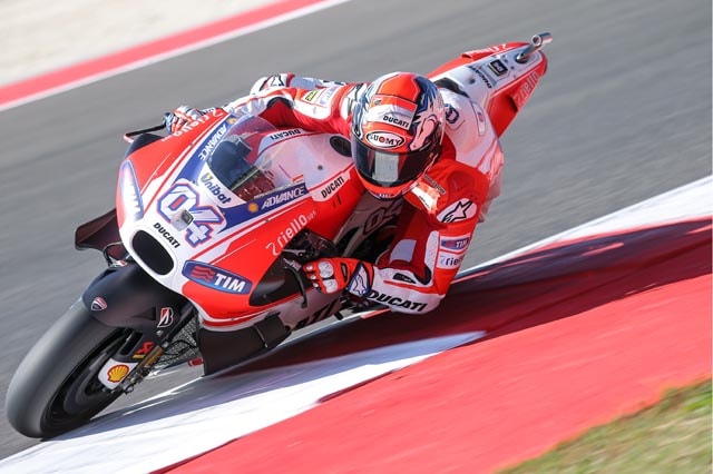 Ducati: la GP15 è in crisi perché...