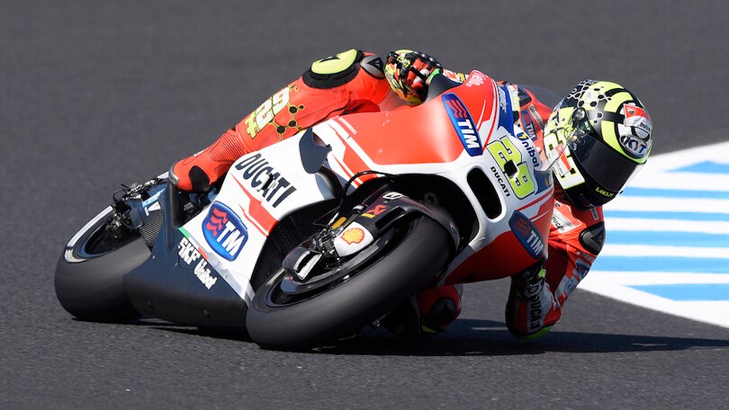 Iannone e Dovizioso nei primi 5 nelle libere