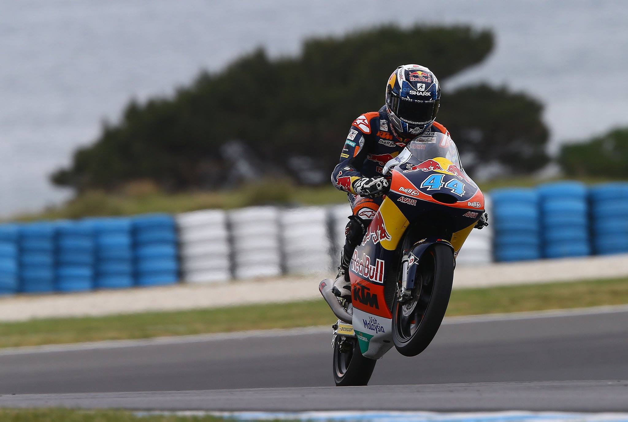 Moto3 Australia, Oliveira vince e rovina la festa a Kent