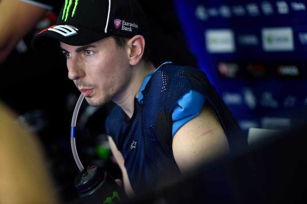 Lorenzo: "Ho problemi con la frenata"