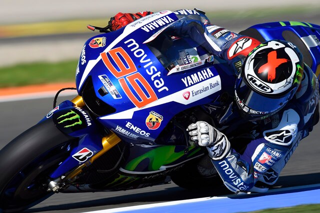 MotoGP Q2: Lorenzo vola, Rossi KO