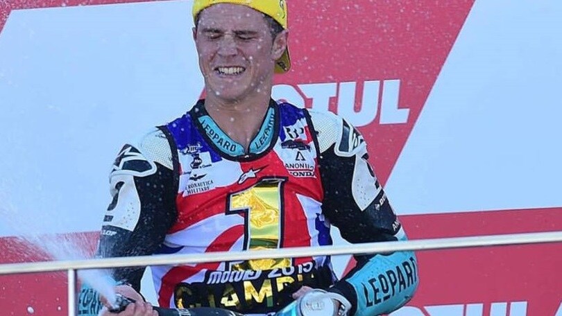 Moto3 Valencia, vince Oliveira, ma Kent è il campione