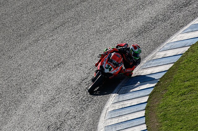 Test SBK: a tutto Sykes