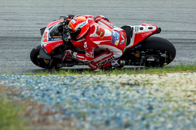 A Sepang Pirro sostituisce Stoner