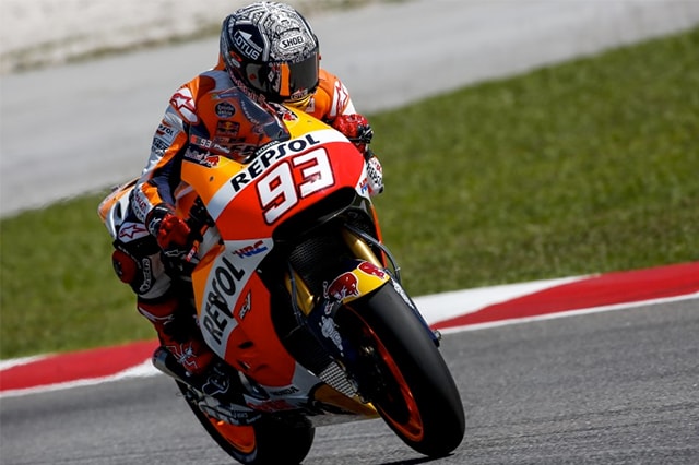 Sepang, Marquez è indietro