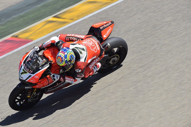 SBK Aragon, gara2: Davies imprendibile