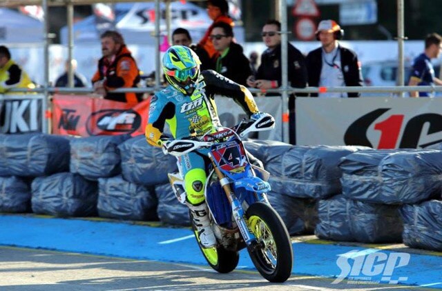 Mondiale Supermoto, Jerez: Chareyre perfetto ma Schmidt c’è
