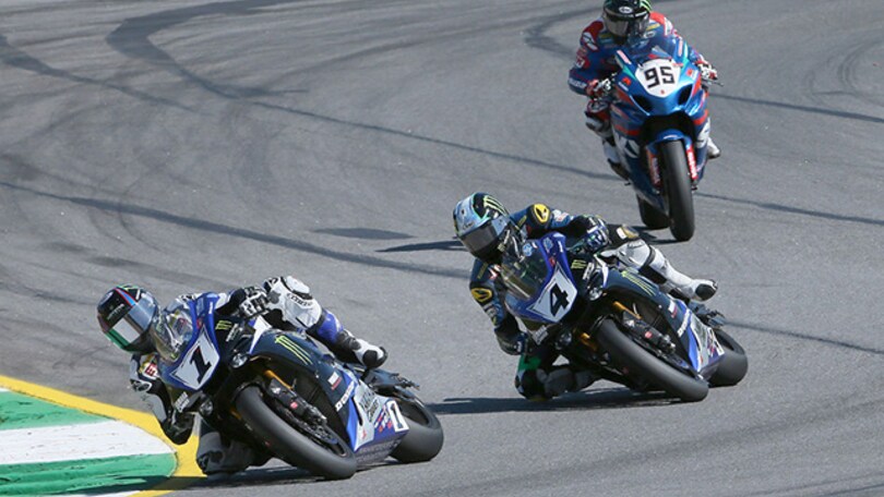 MotoAmerica: Elias vince e cade