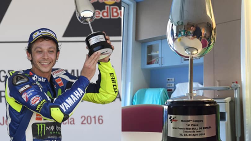 Rossi, ad un bimbo malato la coppa di Jerez