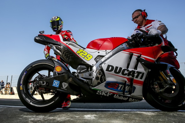 Iannone: “Migliorare in uscita di curva”