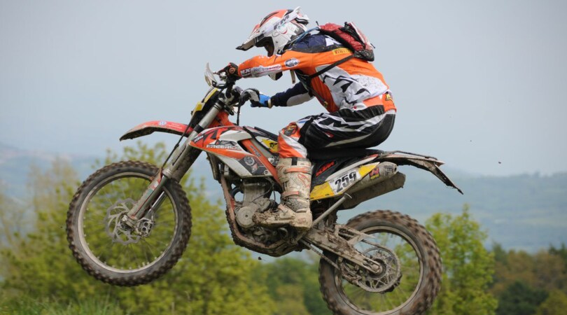 Trofeo KTM, pioggia protagonista a Pennabilli