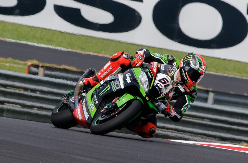 Superbike, Sepang: Kawasaki domina le prime prove libere