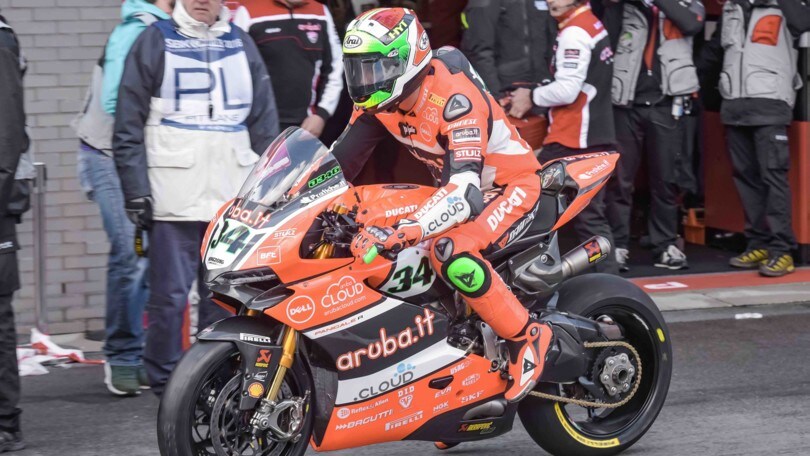 Giugliano, podio per il morale e per la firma