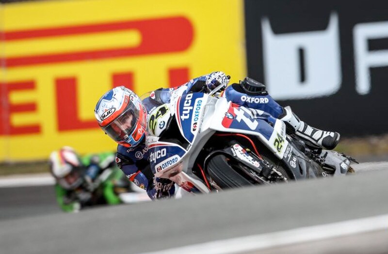 BSB: tutti contro Iddon a Brands Hatch