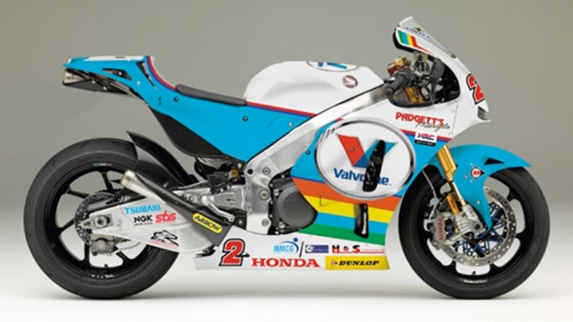 Anstey con una Honda MotoGP al Tourist Trophy