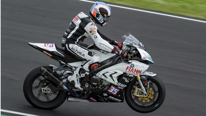 STK Donington, libere2: De Rosa guida gli azzurri