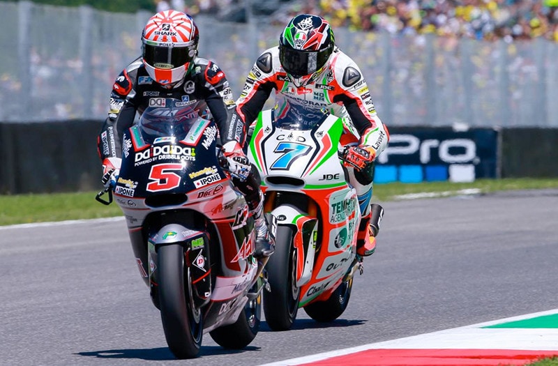 Moto2: tutti contro Lowes al GP di Catalogna