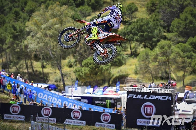 MXGP, Francia: una poltrona per 3