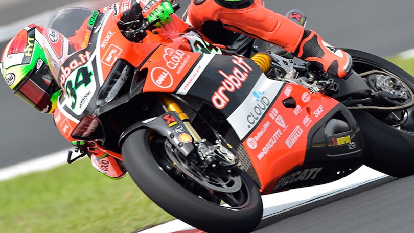SBK, Misano: Test positivi per Giugliano e Davies