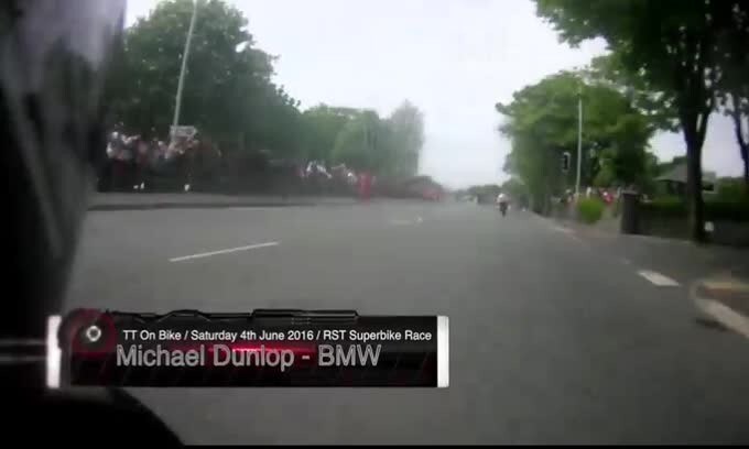 Dunlop, giro "folle" in moto all'Isola di Man: 214 km/h di media su... strada