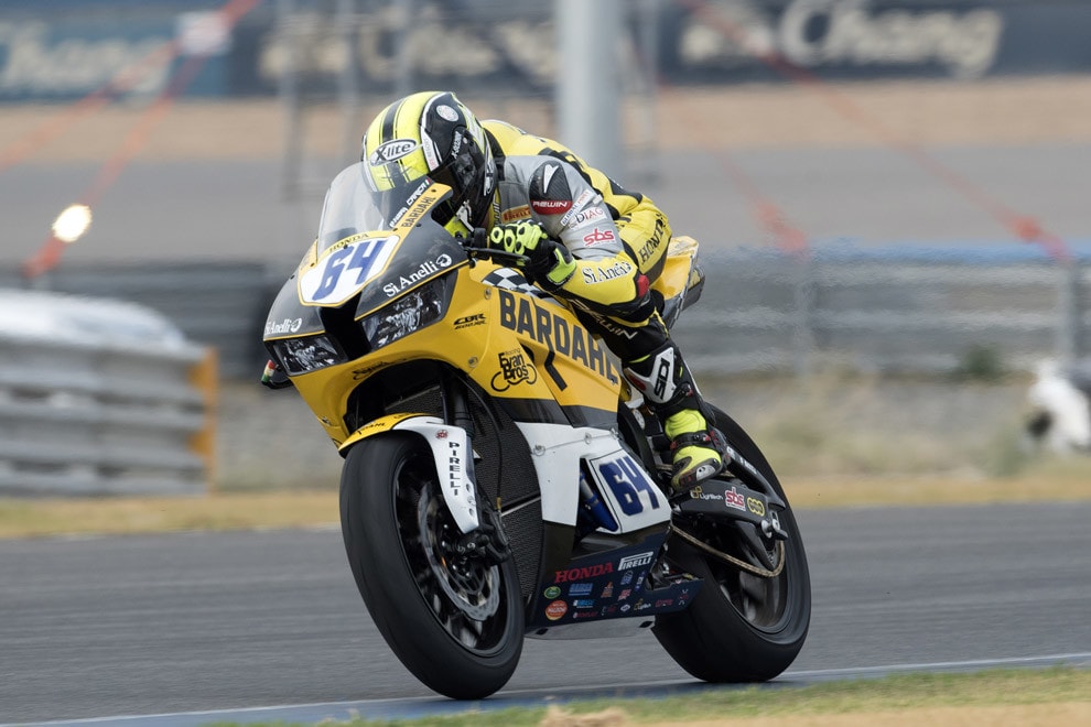 SS Misano, Superpole: Caricasulo è grande