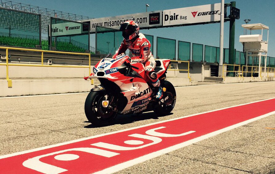 Stoner va fortissimo a Misano con la Ducati MotoGP