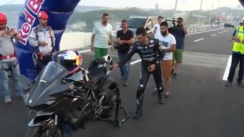 Sofuoglu: recordman a oltre 400 km/h con la Kawasaki H2R