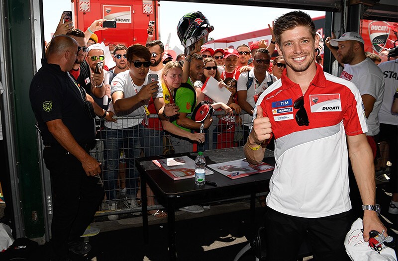 MotoGP, Stoner: "Non sarò il coach di Lorenzo"