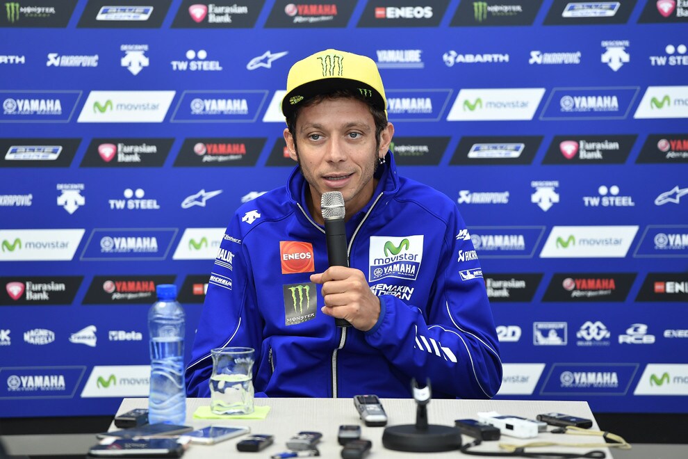 Rossi: “Lorenzo in difficoltà? Quando devi inseguire…”