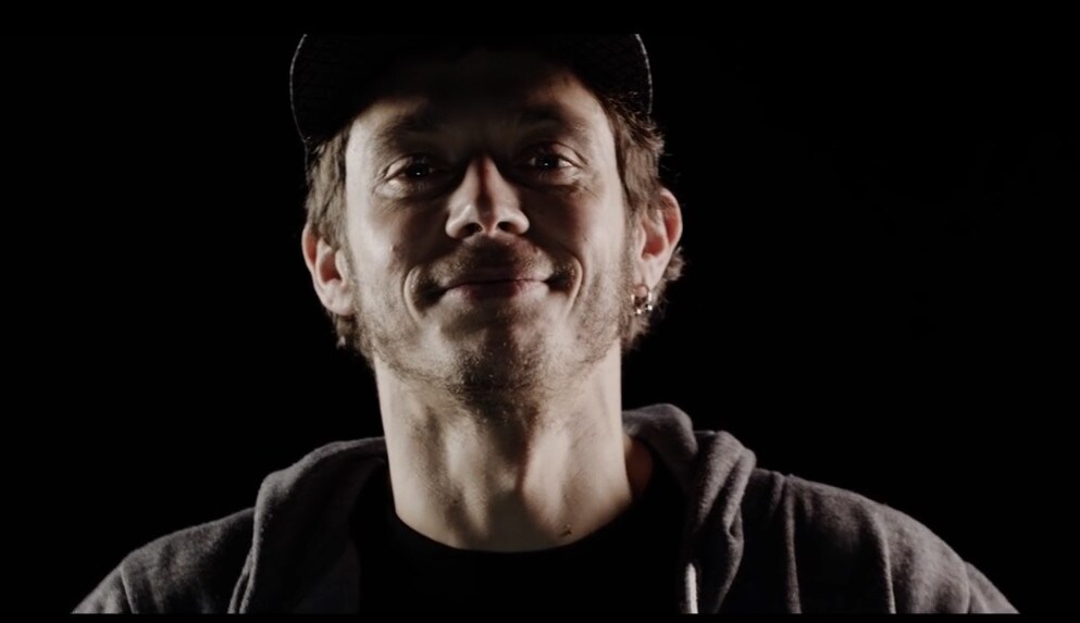 Valentino Rossi, dietro la leggenda: il campione si racconta