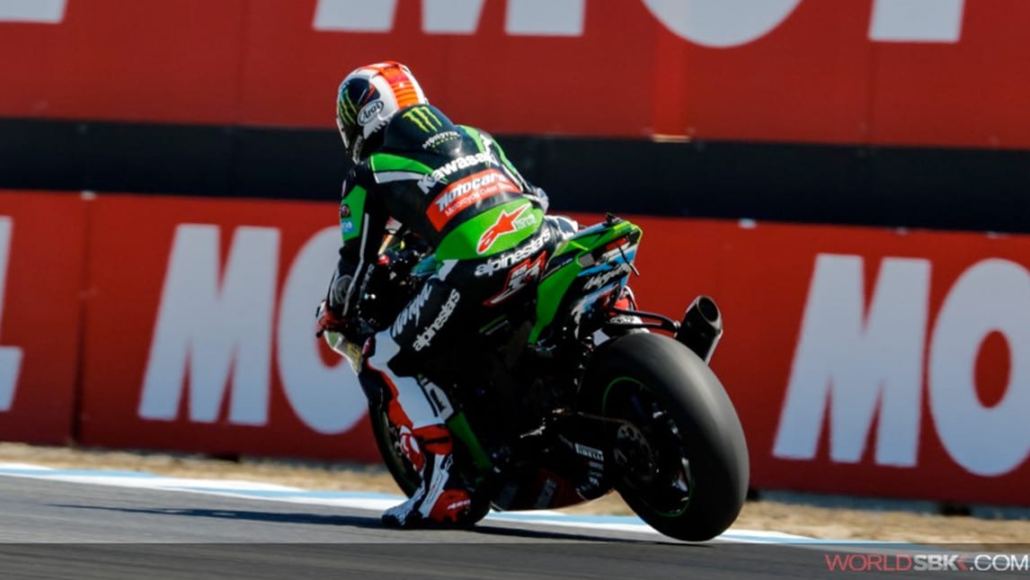 SBK, Pirelli: nel 2017 forse mescole diverse per le due gare