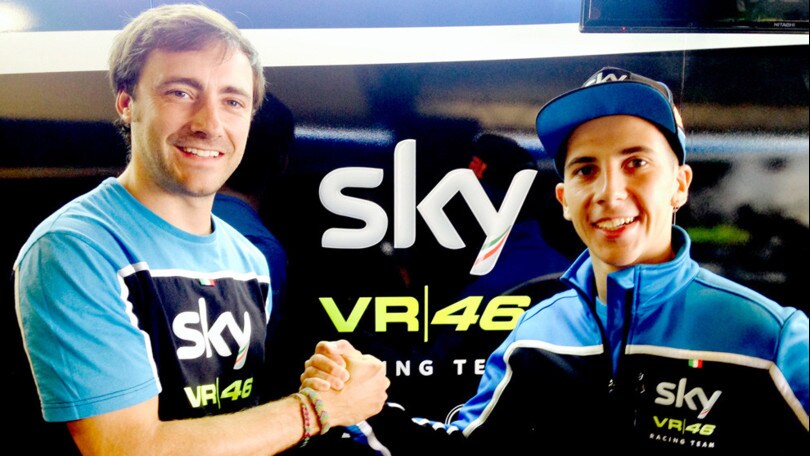 Andrea Migno rinnova con lo Sky Racing Team VR46