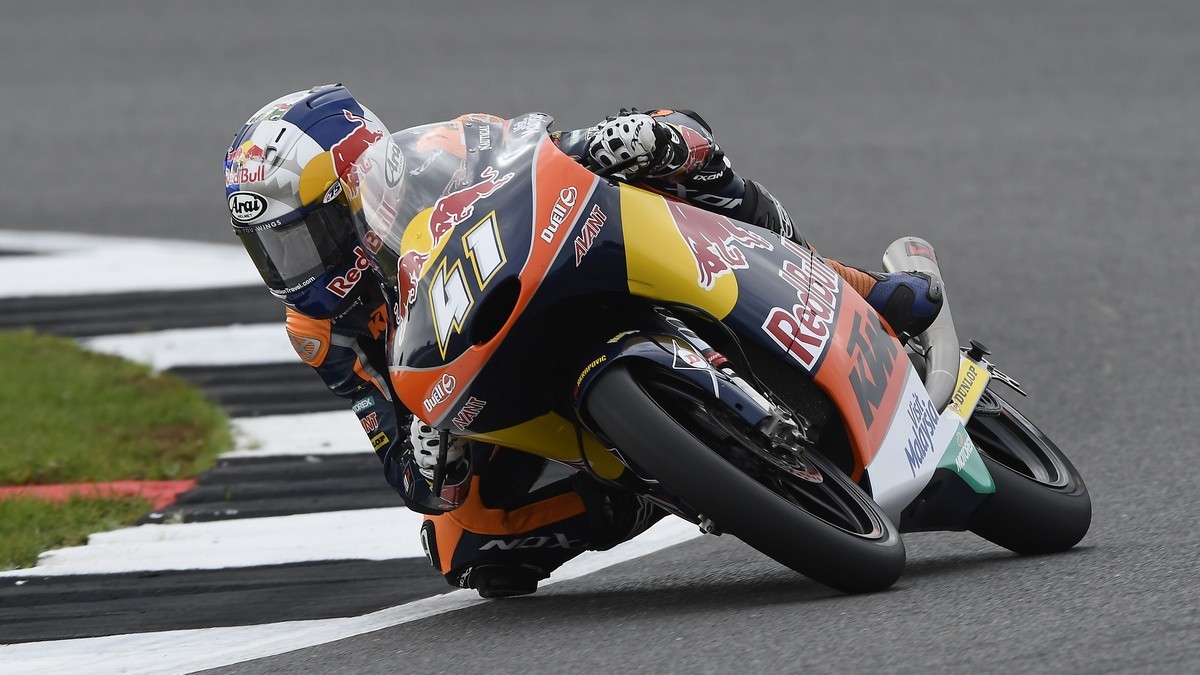 Moto3 Silverstone, la legge di Brad Binder