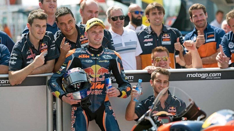 Moto3 Misano: Binder doma la “Bestia”