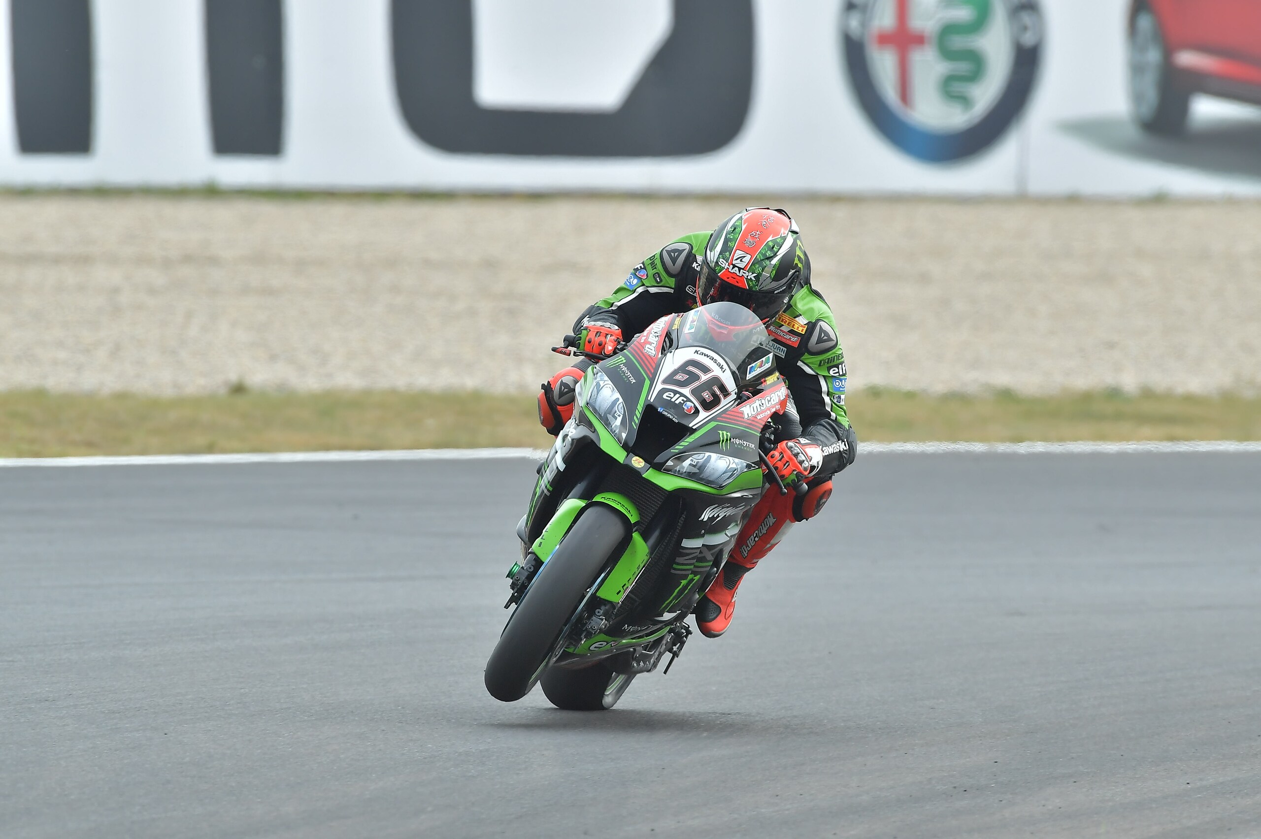 SBK Germania, gara 1: Sykes OK, Rea KO