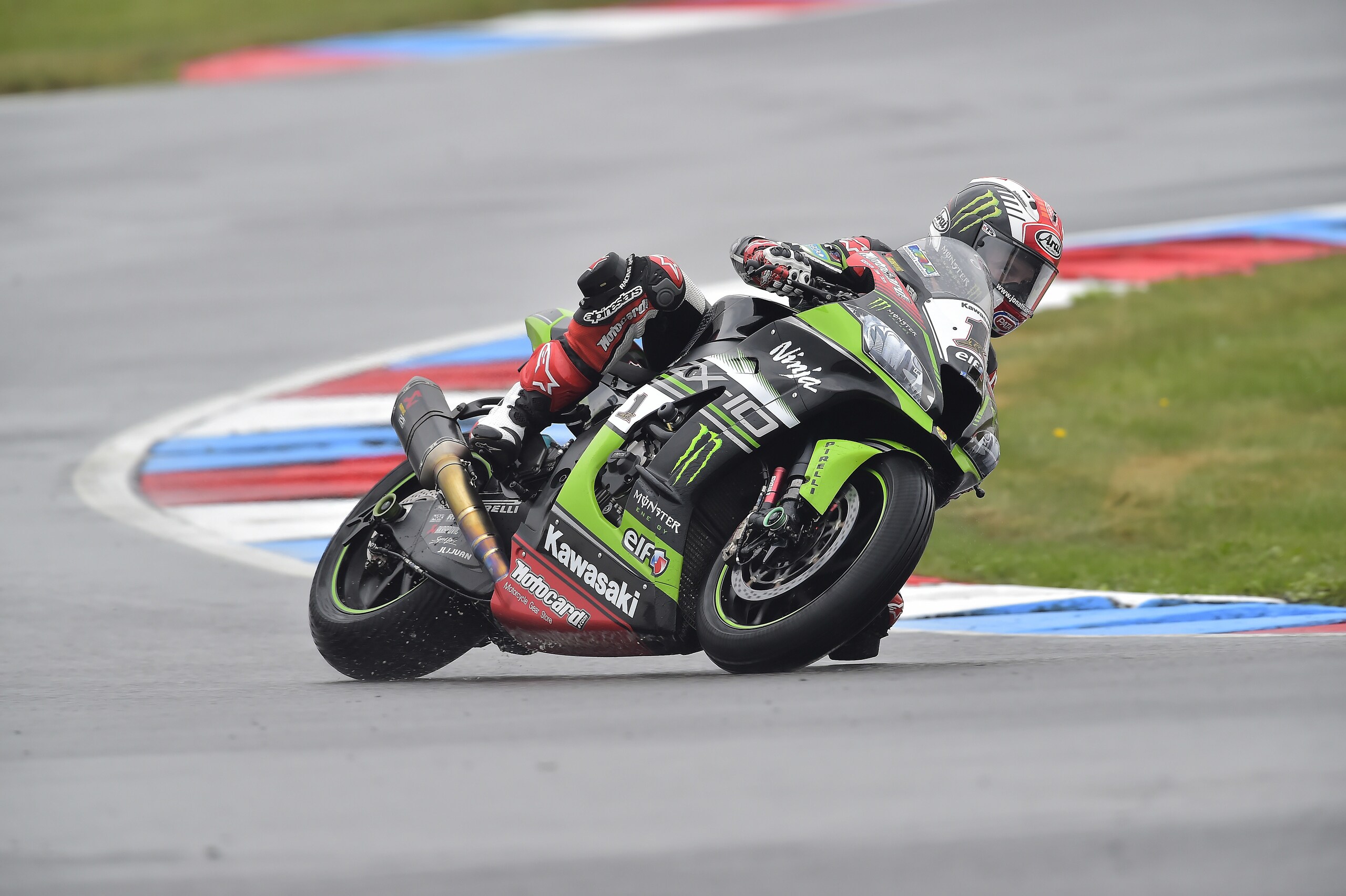 SBK Germania, gara 2: Rea, lo squalo verde