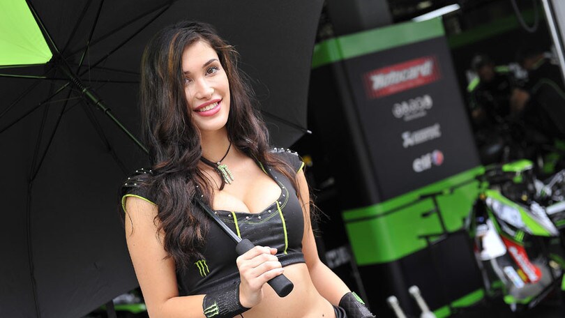 SBK, le paddock girls del Lusitzring