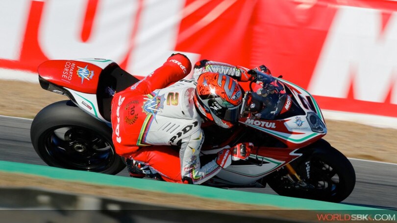 Superbike: Camier rinnova con MV Agusta