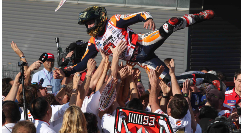 La "manita" di Marquez: in pista è festa grande