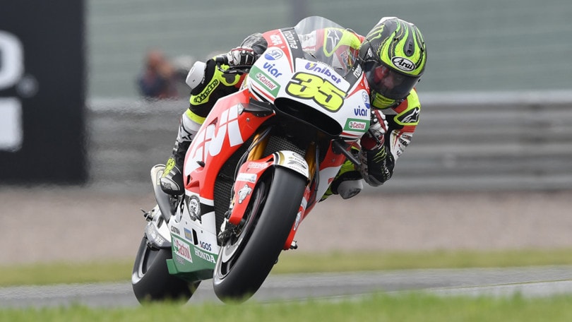 MotoGP Phillip Island, FP1: Crutchlow mago del bagnato