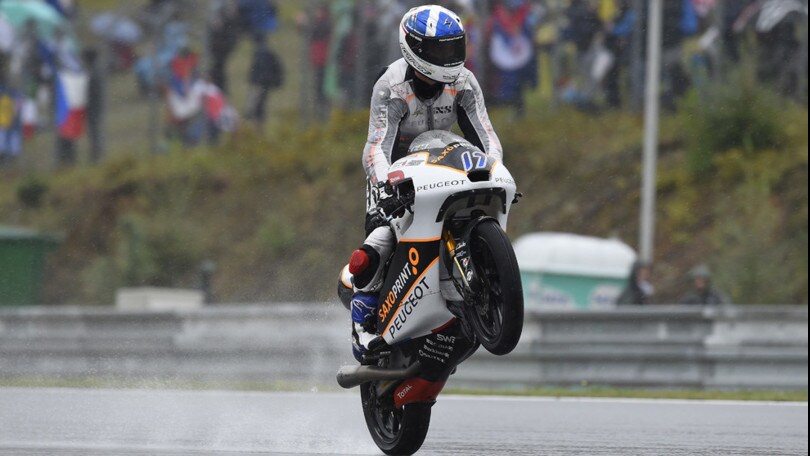 Moto3 Phillip Island, FP2: McPhee e Peugeot dominano sotto il diluvio